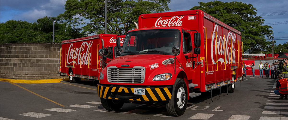 Imagen de Coca-Cola FEMSA refuerza su flota en Nicaragua con camiones de alta tecnología