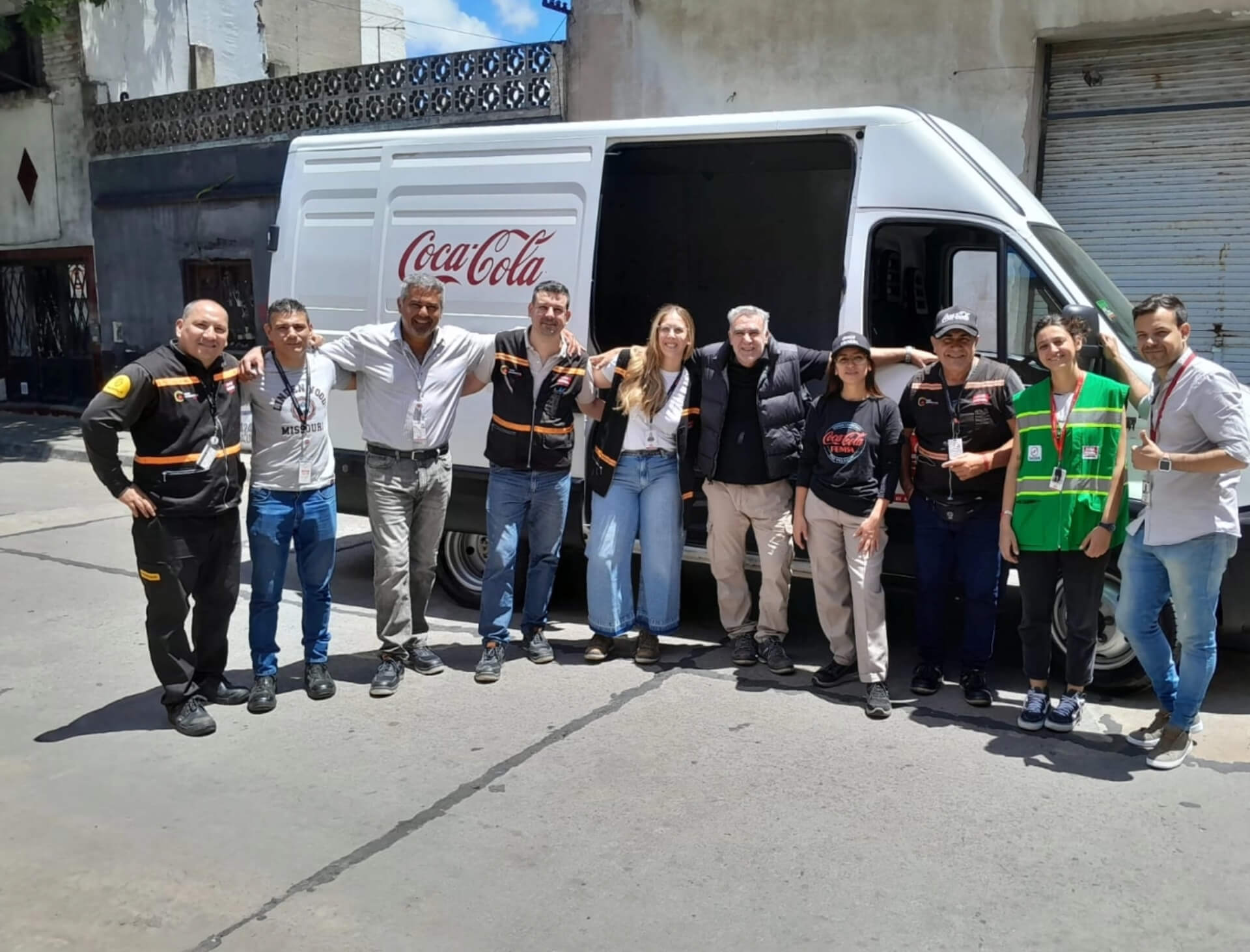 personas haciendo equipo